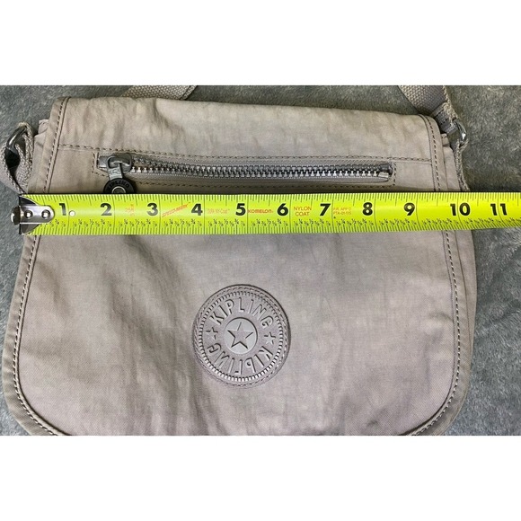 Kipling Lightweight Fold Over Flap Everyday Crossbody Purse, Light Gray - Picture 11 of 15